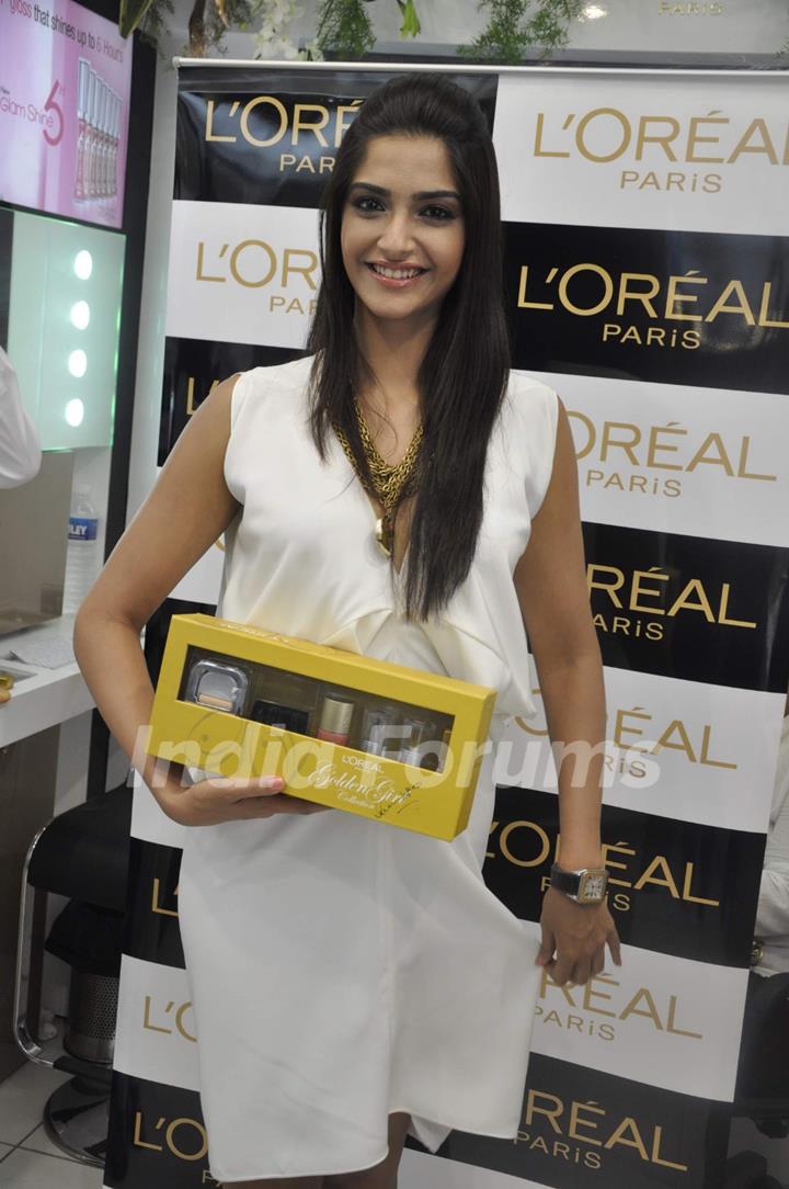 Sonam Kapoor at the launch of Spring Summer 2010 look ''Golden Girl'' in Mumbai on Sunday,14 March 2010