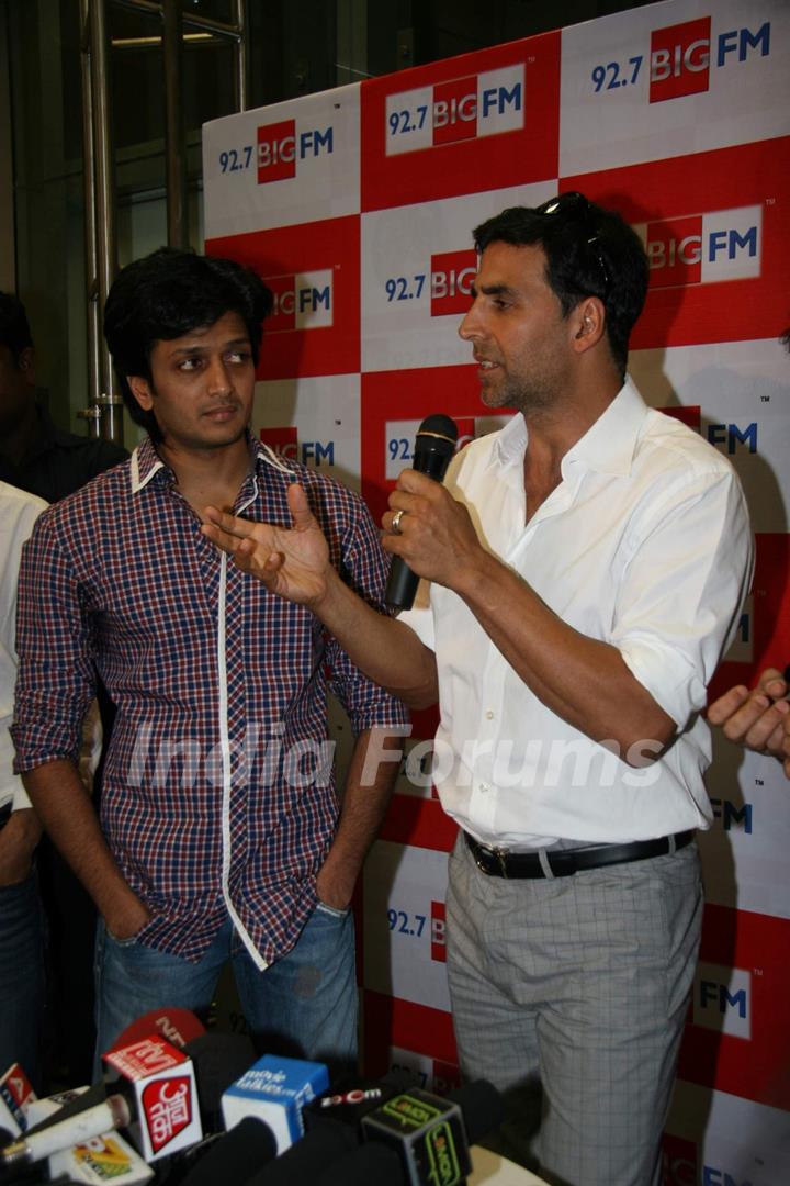 Riteish Deshmukh and Akshay Kumar at Housefull music launch at Big FM