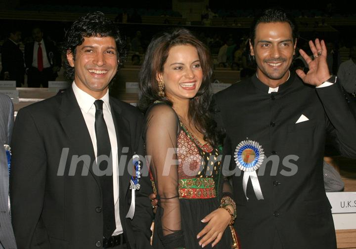 Bollywood actors Farhan Akhtar ,Kangna Ranaut and Arjun Rampal at the ''''56 National Film Awards'''', in New Delhi on Friday