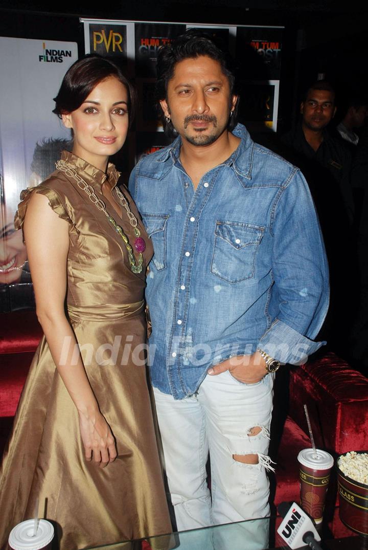 Actors Arshad Warsi and Dia Mirza at a Press Conference of their forthcoming film ''Hum Tum Aur Ghost'' , in New Delhi