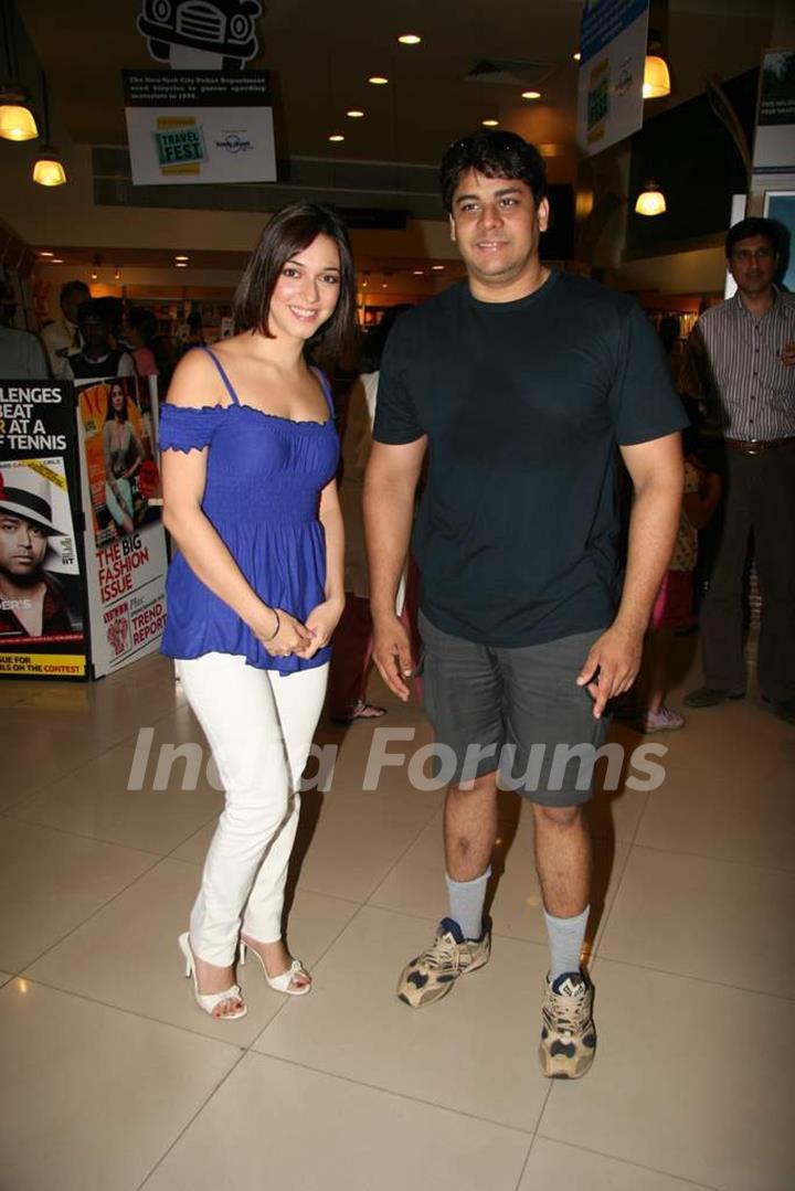 Nauheed Cyrusi and Cyrus Broacha at Ahmed Faiyaz Book Launch