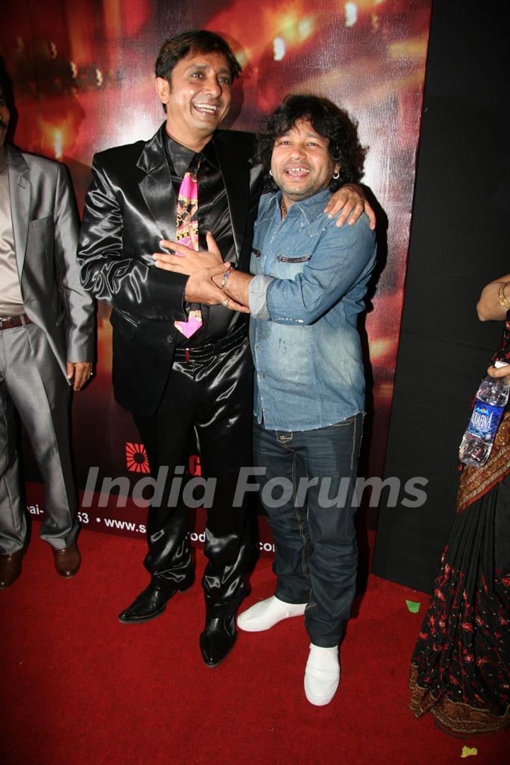 Kailash Kher with Sukhwinder Singh''s debut film &quot;Kuchh Kariye&quot; music launch at Novotel