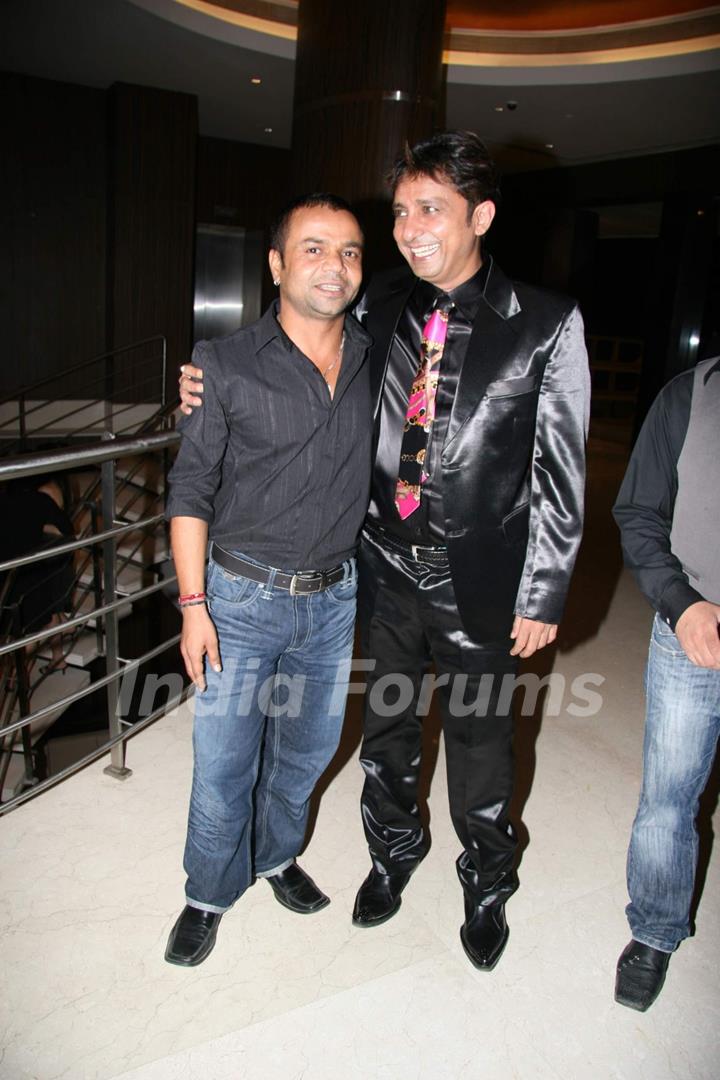 Rajpal Yadav with Sukhwinder Singh''s debut film &quot;Kuchh Kariye&quot; music launch at Novotel