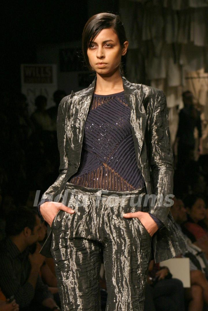 Model showcasing designer Rajesh Pratap Singh''s creation during the Grand Finale of Wills Lifestyle India Fashion Week-2010, in New Delhi