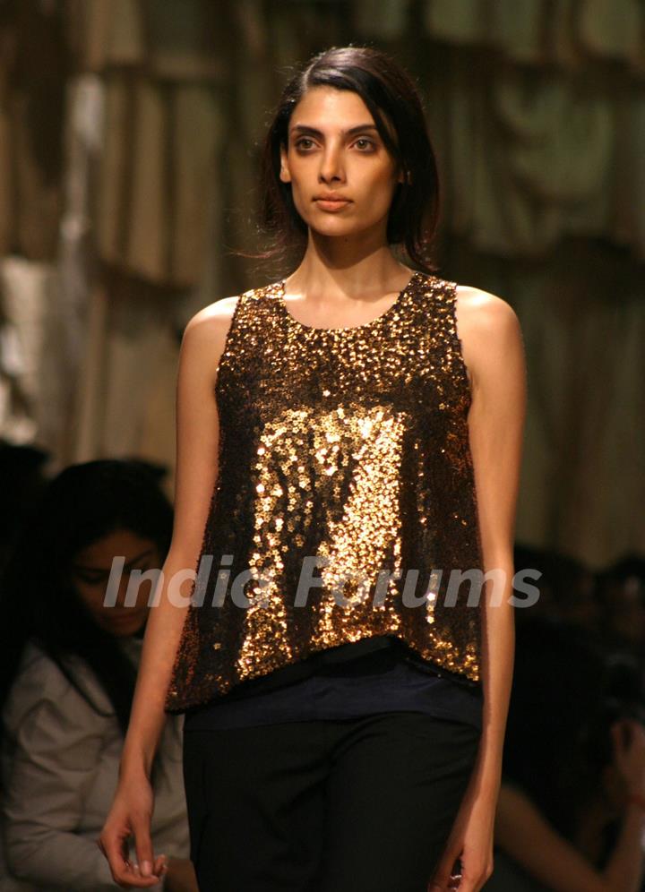 Model showcasing designer Rajesh Pratap Singh''s creation during the Grand Finale of Wills Lifestyle India Fashion Week-2010, in New Delhi