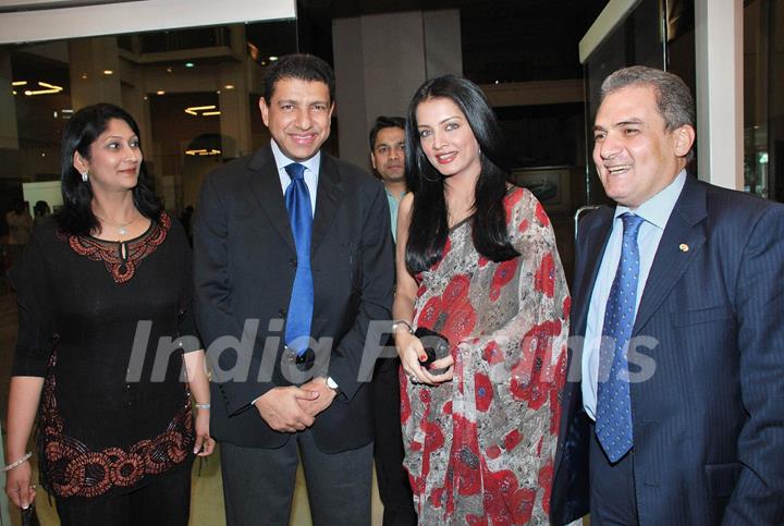 Celina Jaitley grace Egyptian Diplomat''s bollywood Exhibition at Nehru Centre, Mumbai, Tuesday Night