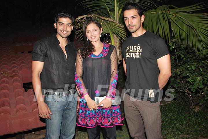 &quot;Geet&quot; and &quot;Odhni&quot; - Star One Serials Screening at Kino''s Cottage