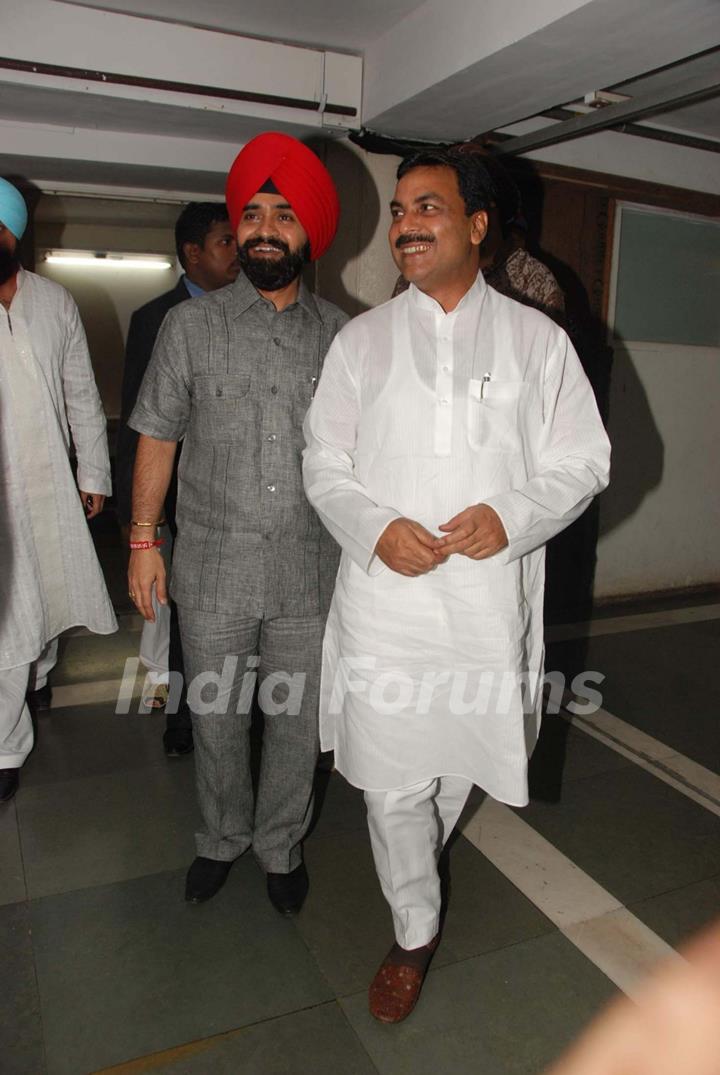 Baisakhi bash hosted by Charan Singh Sapra at Bandra