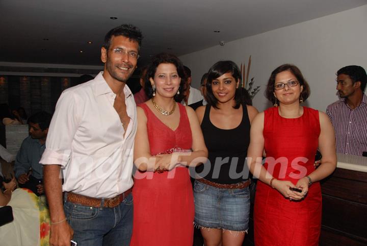 Milind Soman and Shahna at Silicium Spa launch at Juhu