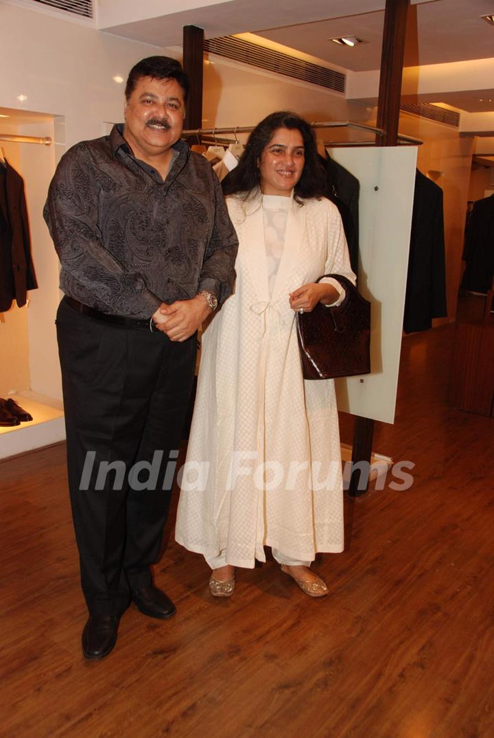 Satish Shah with wife at Karan Johar''s New Men''s Wear Collection, AZA in Mumbai