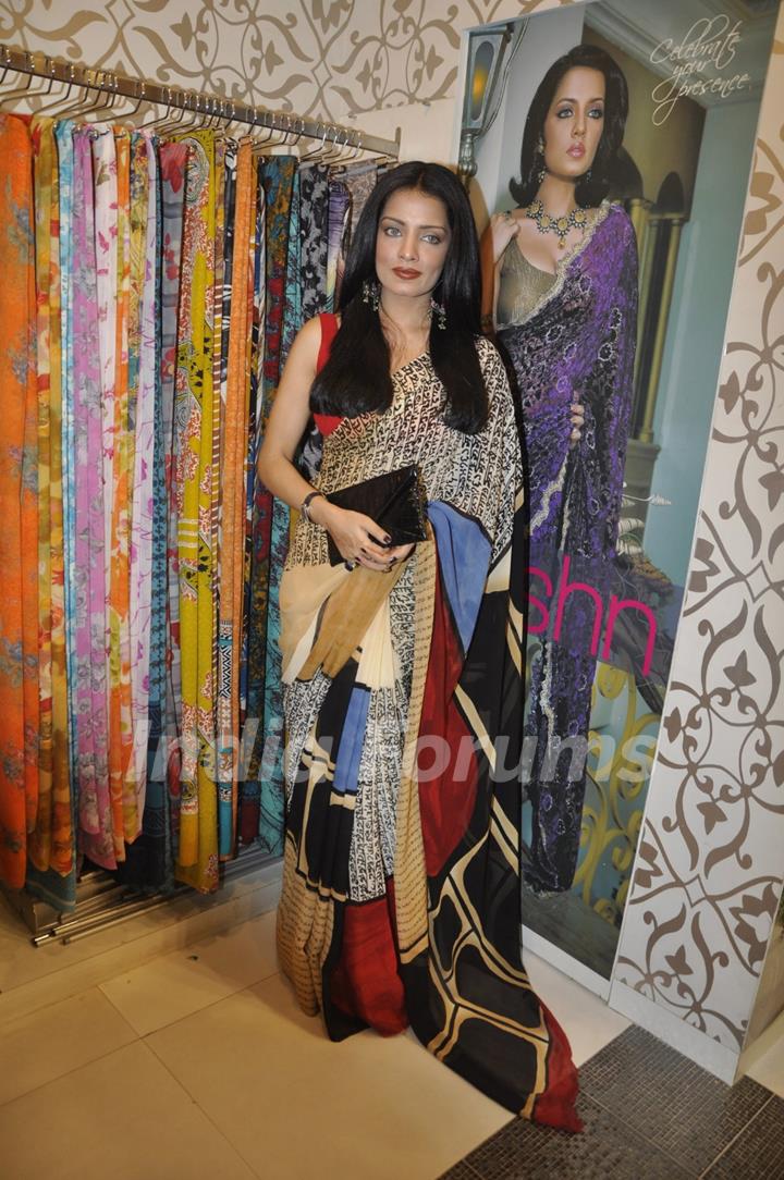 Celina Jaitley inaugurates Jashn Store at Corum Mall in Thane