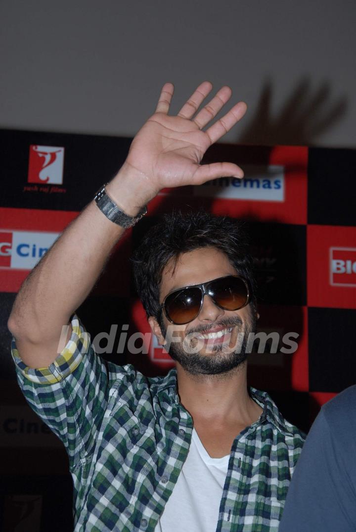 Shahid Kapoor visits R City Mall at Ghatkopar