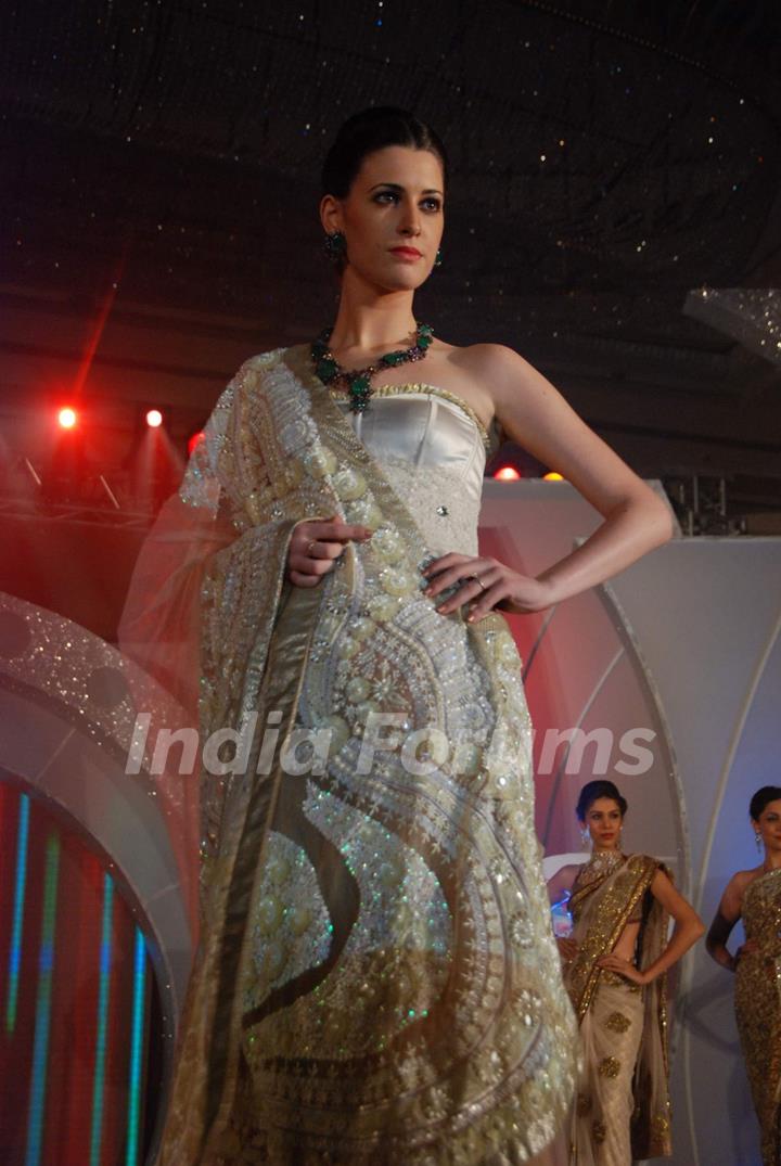 Model walks the ramp for Riyaz Ganji show for Bright Advertising anniversary at Rennaisance Powai