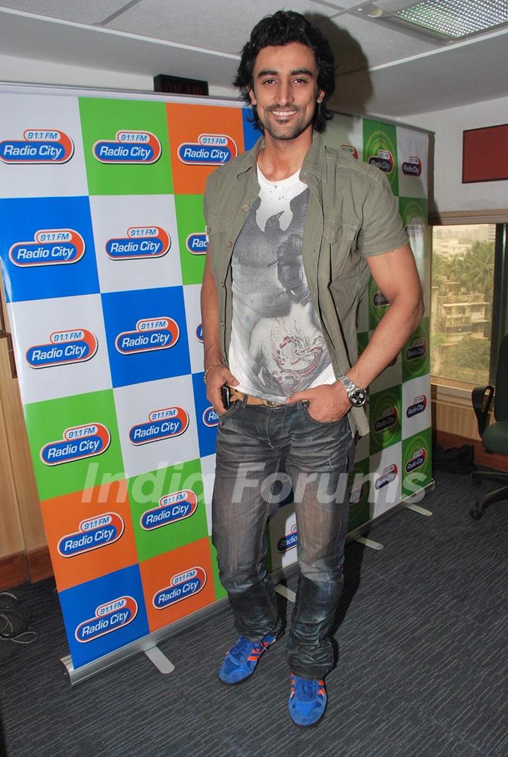 Kunal Kapoor at the promotion of &quot;Lamhaa&quot; at Radio City