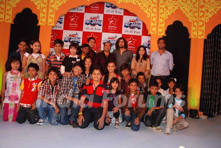 Sonu and Omi Vaidya at Star Plus Chote Ustad launch at Sea Princess