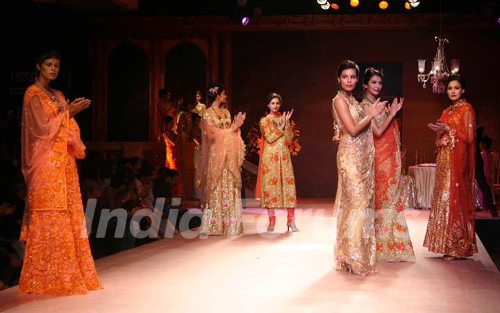 Delhi Couture Week 2010