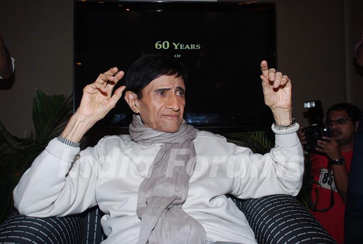 Dev Anand at the Charge-sheet film press meet