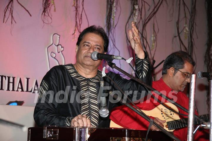 Anup Jalota at Ghazal festival khazana day 2