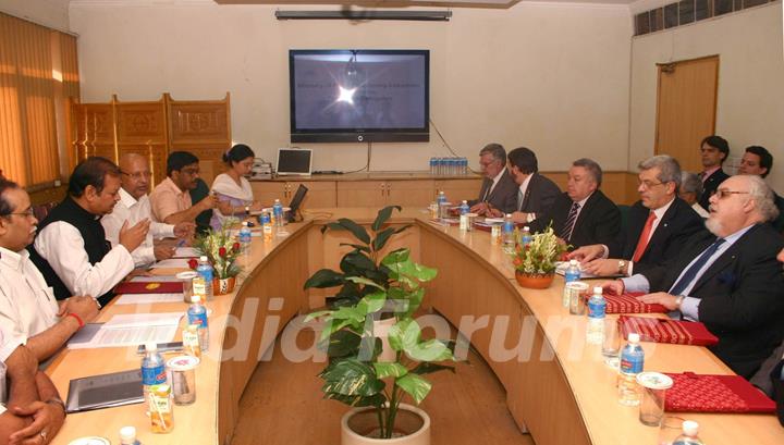 Minister for Food Processing Industries Subodh Kant Sahai and Argentina Minister for Agriculture Live Stock and Fisheries Julian Andres Dominguez at a delegation talks in New Delhi on Monday 2 August 2010