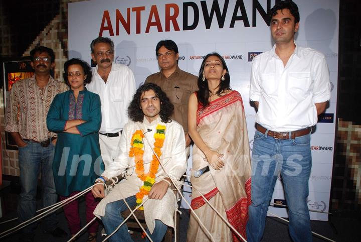 Imtiaz Ali kidnapped and trapped as a groom to promote film Antardwand at PVR, Juhu