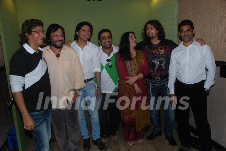 Sonu,Shaan,Kunal at 10 top musicians jam for animation film &quot;Mo Mamo&quot; at  Aadesh Shrivastava studio