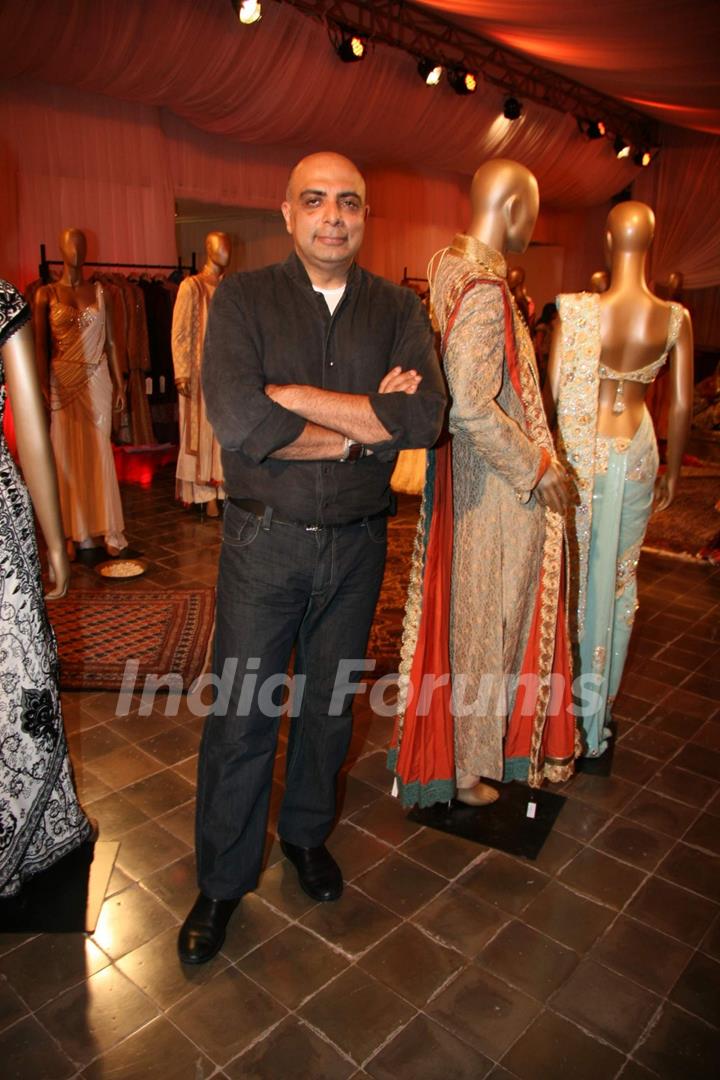 Tarun Tahiliani Bridal Couture Exposition 2010 at Kalaghoda