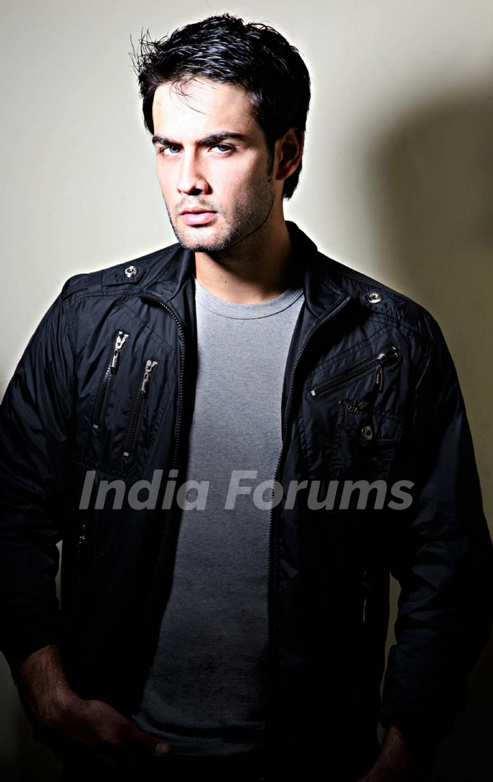 Vivian Dsena