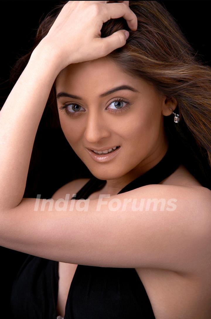 Mahhi Vij