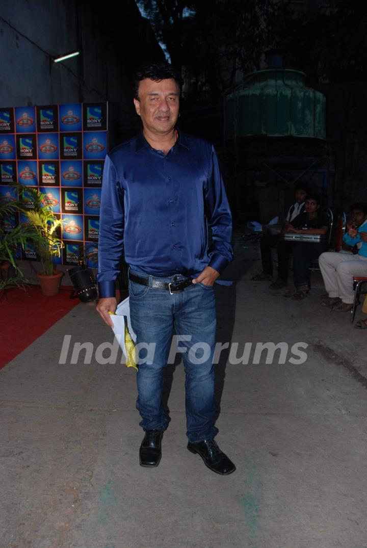 Anu Malik on the sets of &quot;Entertainment Ke Liye Kuch Bhi Karega&quot; at Filmistan