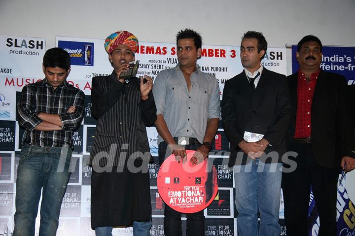 Ranvir Shorey and Ravi Kissen at music launch of The Film Emotional Atyachar at Fun