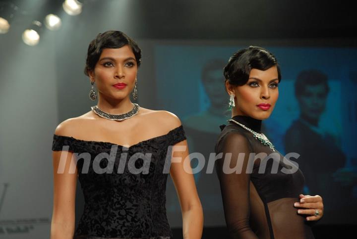 Model on the ramp at Intergem Exports show at the India International Jewellery Week on Day 3