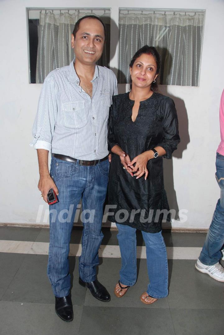 Guest at Shefali Shah''s play Bas Itna Sa Khawab at Rangsharda