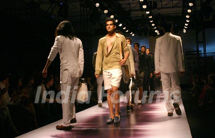 Varun Bahl''s during their show at the Ven Heusen India Mens Week, in New Delhi