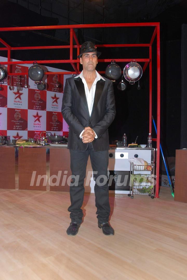 Akshay Kumar at Master Chef Indian on location at Film City