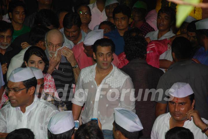 Salman Khan celebrates Ganesh Chaturthi at his Bandra residence in Mumbai