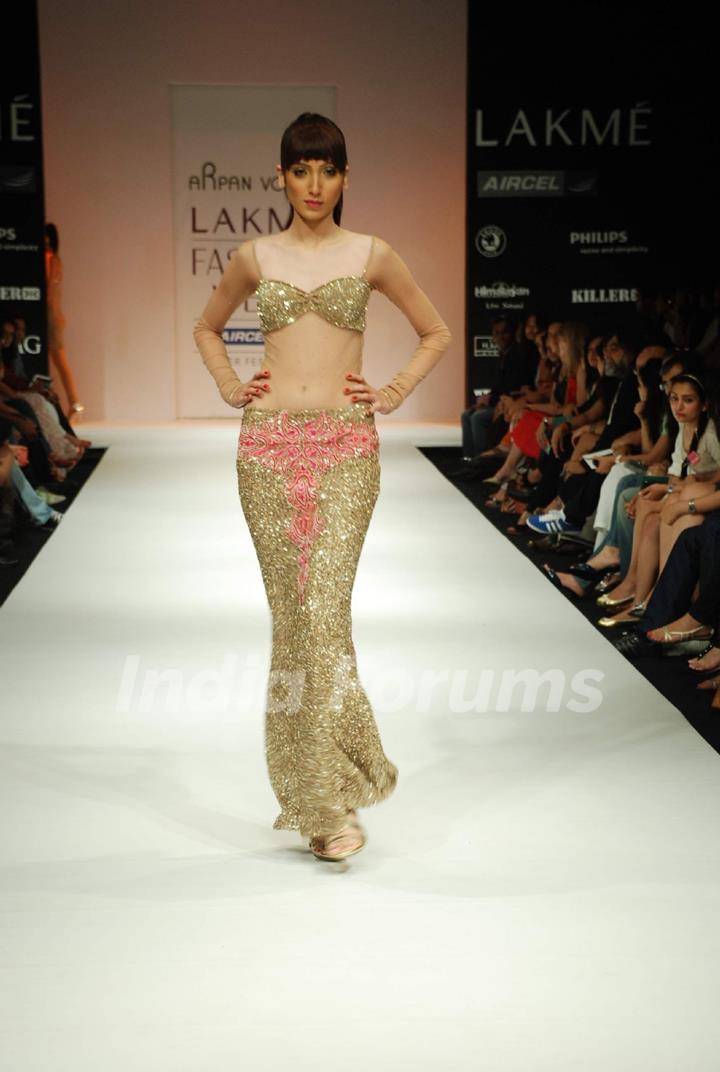 A model on the ramp for Arpan Vohra's design at the Lakme Fashion Week