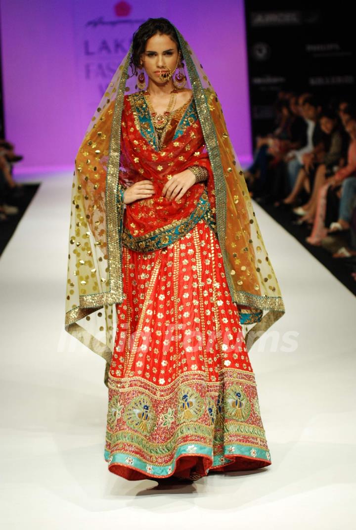 A model walking the ramp in Anupamaa creation at the Lakme Fashion Week