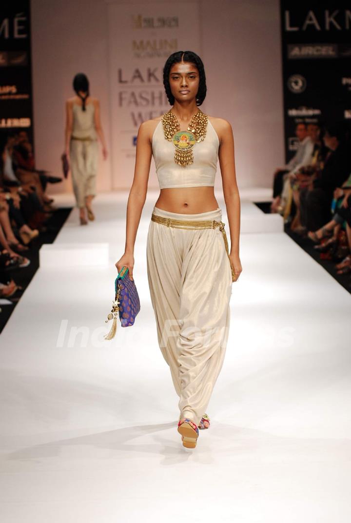 Model walks the ramp at Malaga show for Lakme Fashion Week