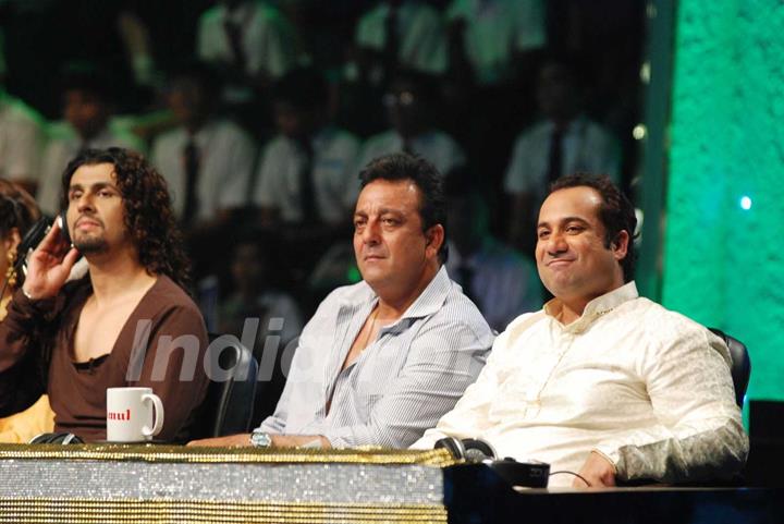Sonu Nigam, Sanjay Dutt and Rahat Fateh Ali Khan on the sets of Chhote Ustaad