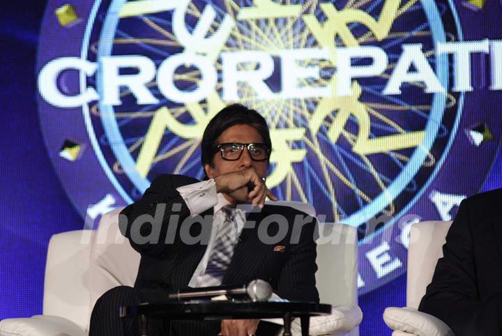 KBC 4 press meet with Big B at JW Marriott