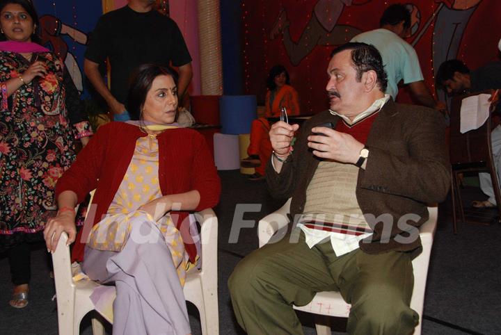 Rishi, Neetu on the sets of Taarak Mehta Ka Ooltah Chasmah at Kandivli