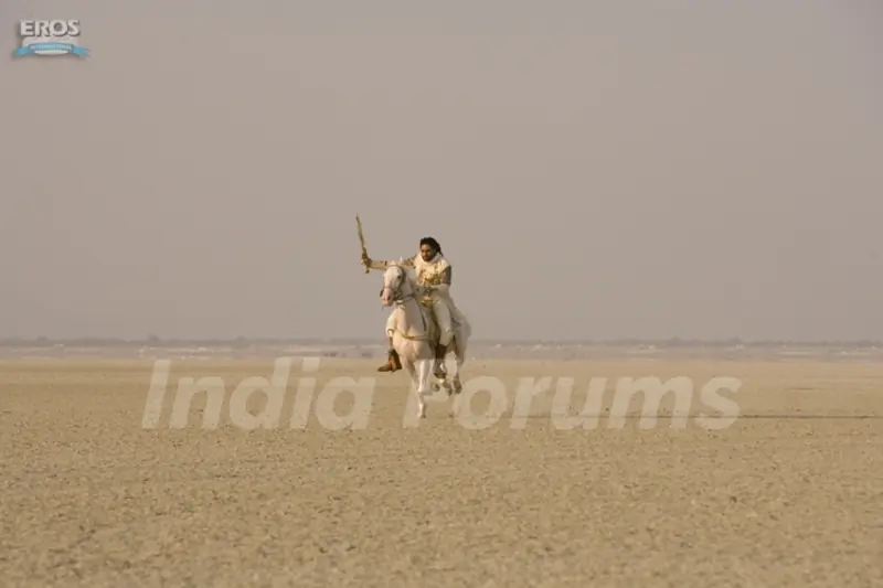 Abhishek looking like a big fighter