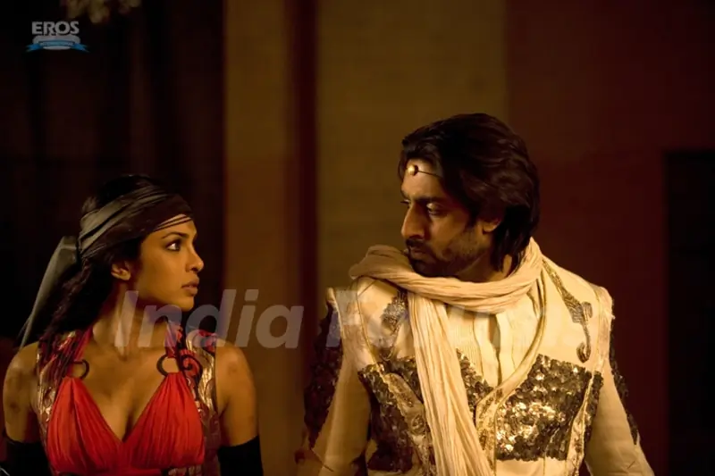 Abhishek looking angry with Priyanka