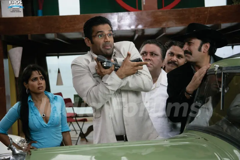 Mukesh,Sameera,Manoj starring Sunil Shetty