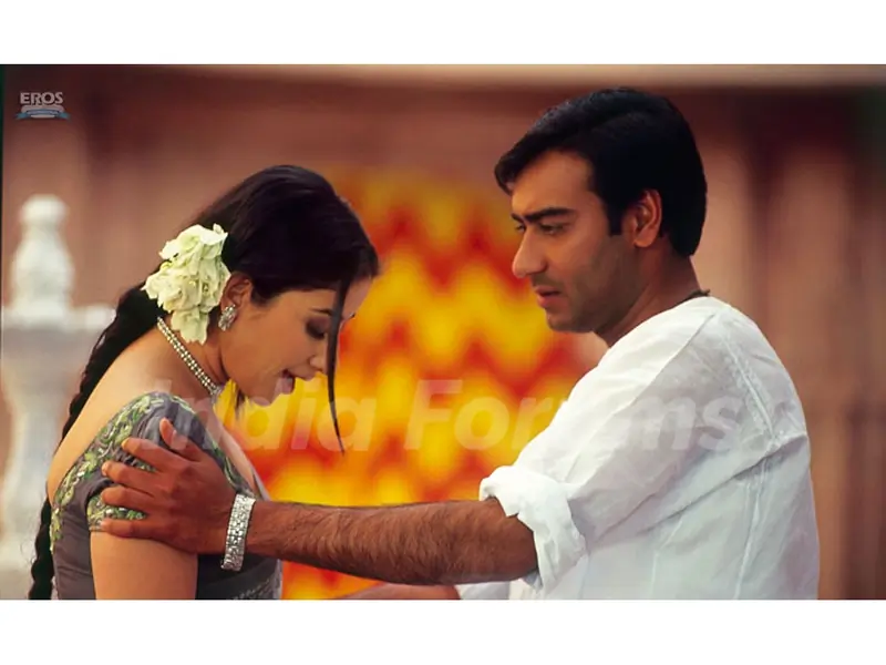 Ajay asking question from Manisha
