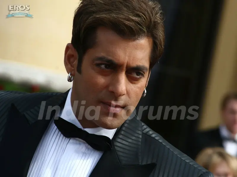 Salman Khan looking smart