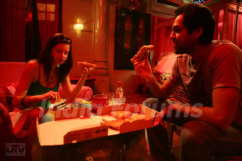 Abhay Deol and Kalki Koechlin in Dev D
