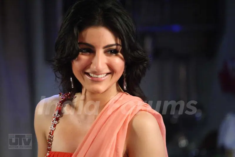 Soha Ali Khan smiling and looking beautiful