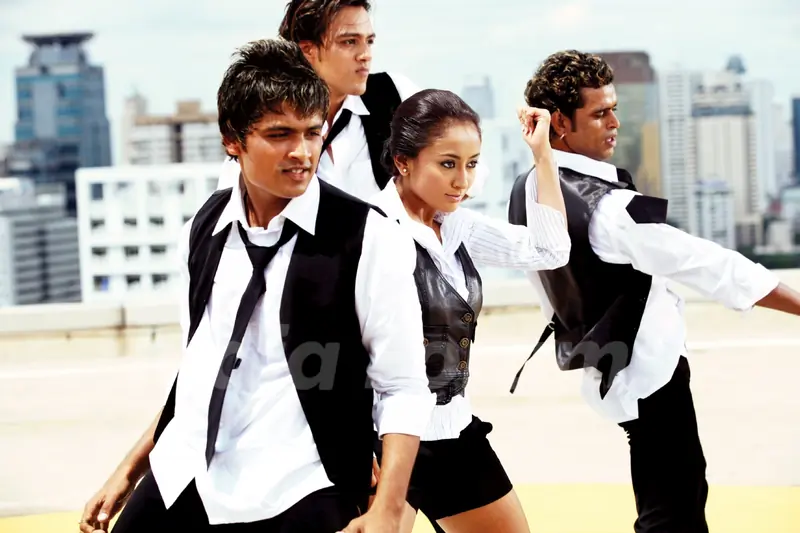 Sugandha Garg standing with the boys