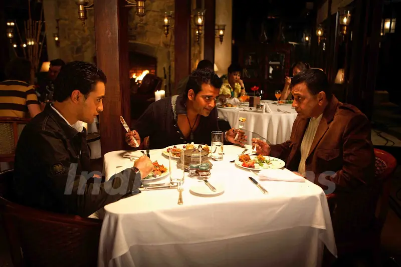 Mithun,Imraan and Ravi having their dinner